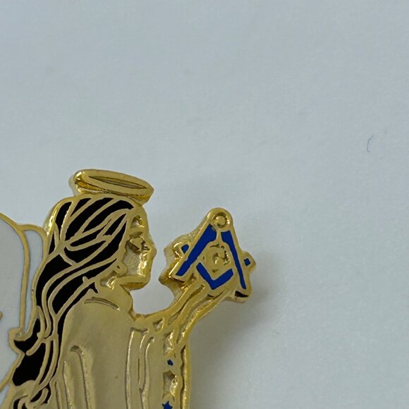 Free Mason Pin Angel Holding Square & Compass Masonic Gold-tone and Enamel - Picture 11 of 13